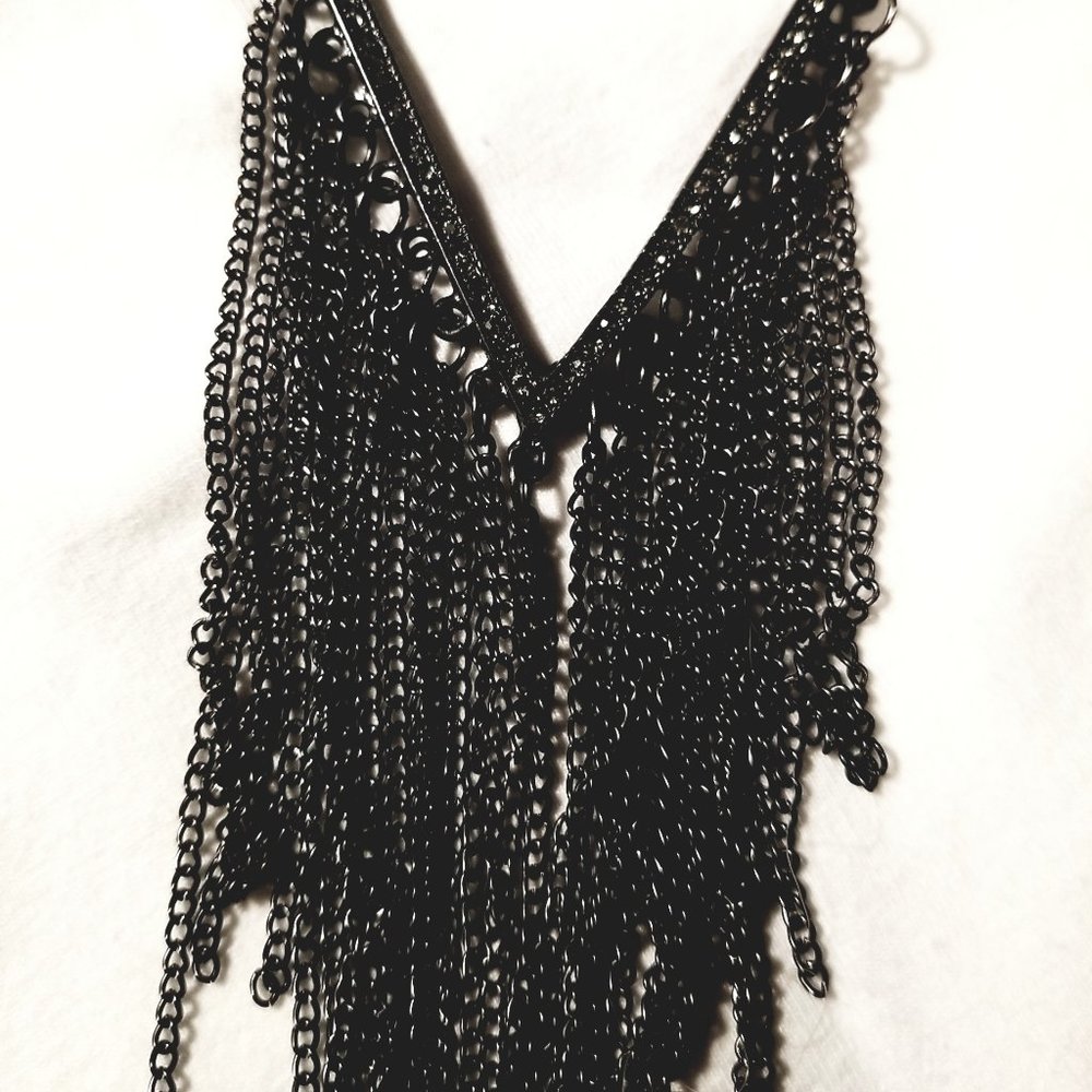 Charcoal Chain Necklace The V has "diamonds" inside of it Jewelry Necklaces